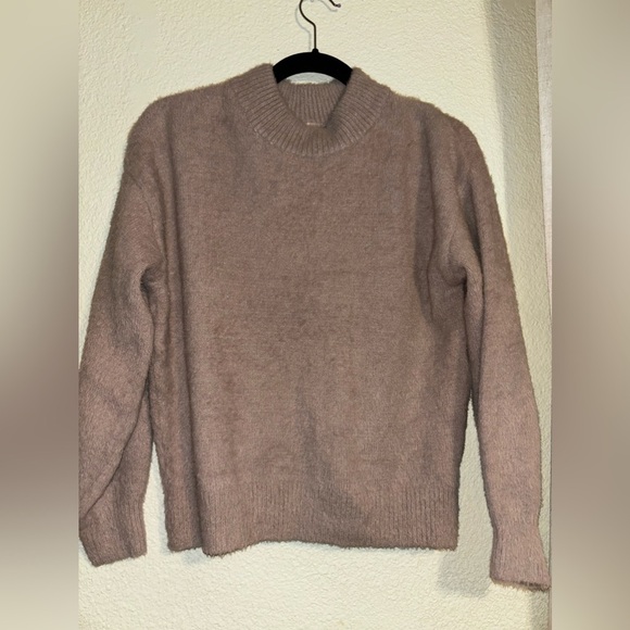 CALIA by Carrie Underwood Tops - Gently use excellent condition very soft xs